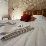 Chateau De Mauriac Bed & Breakfast