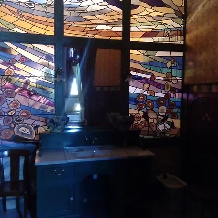 Chateau De Mauriac 4*