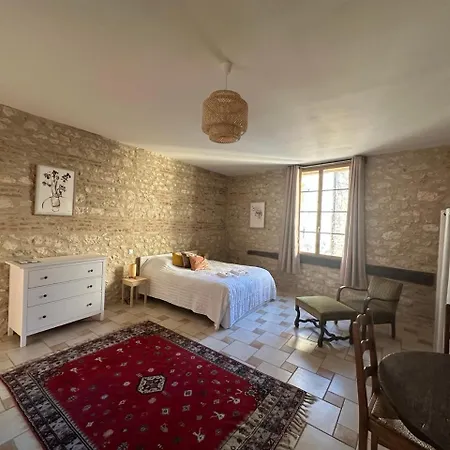 Bed & Breakfast Chateau De Mauriac 4*