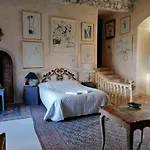 Château De Mauriac 4*