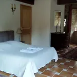 Frühstückspension Chateau De Mauriac 4*