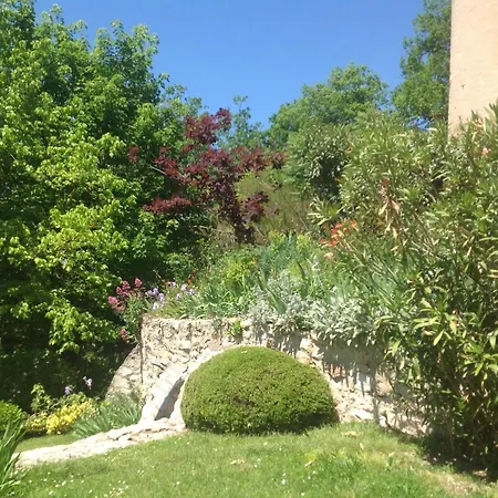 Chateau De Mauriac Frühstückspension