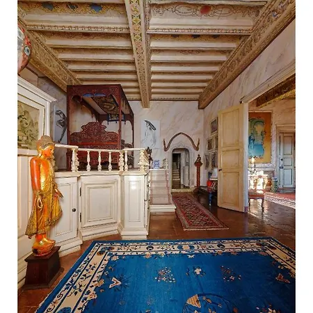 Chateau De Mauriac Frühstückspension