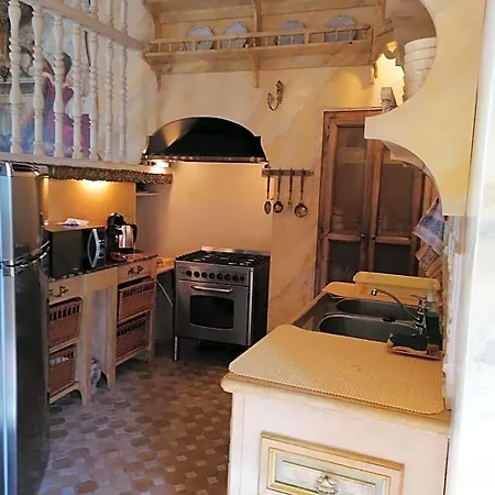 Bed & Breakfast Chateau De Mauriac 4*