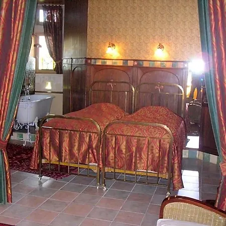 Chateau De Mauriac